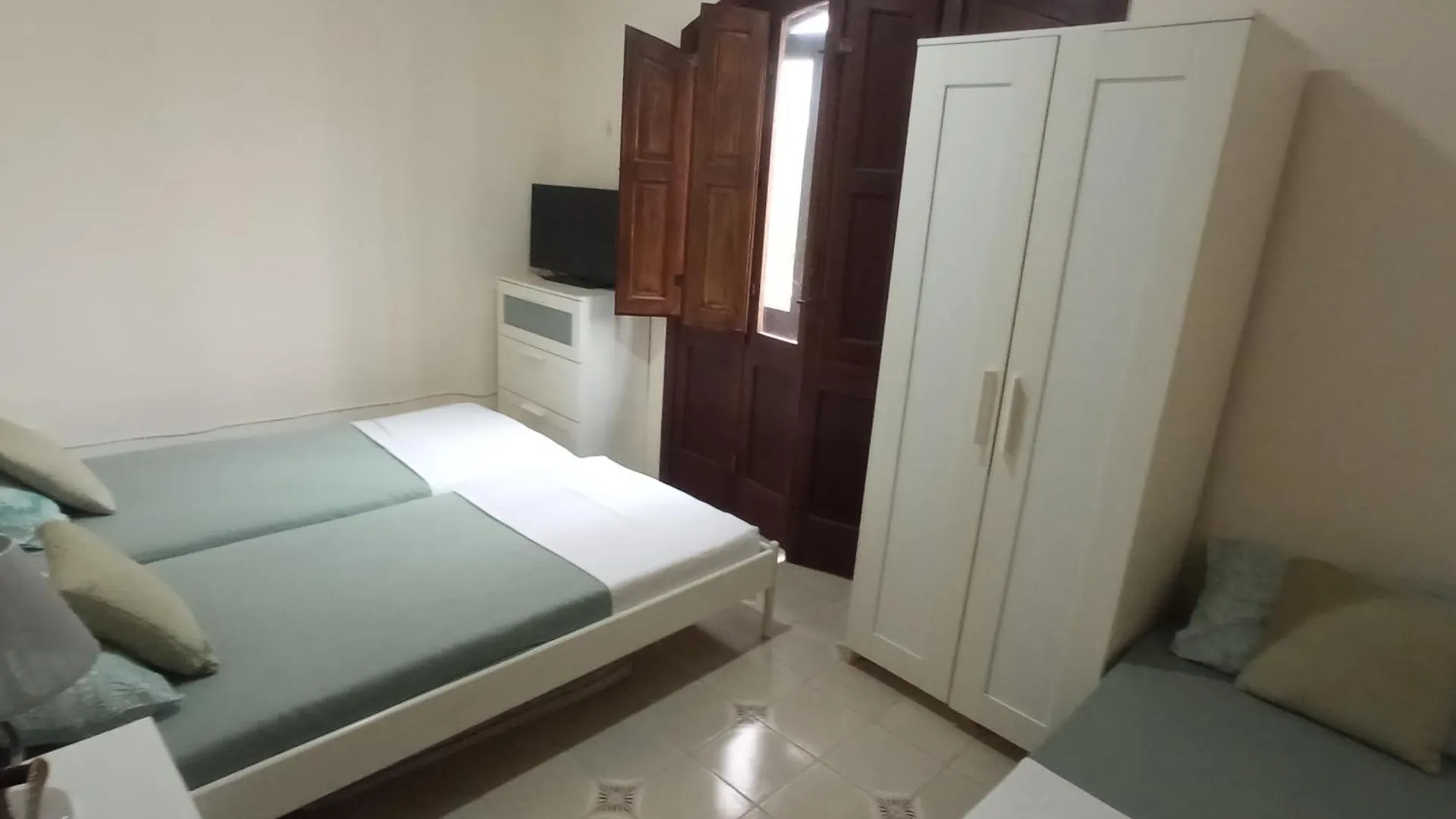 Cosy Bedroom Near University Gzira 0*,
