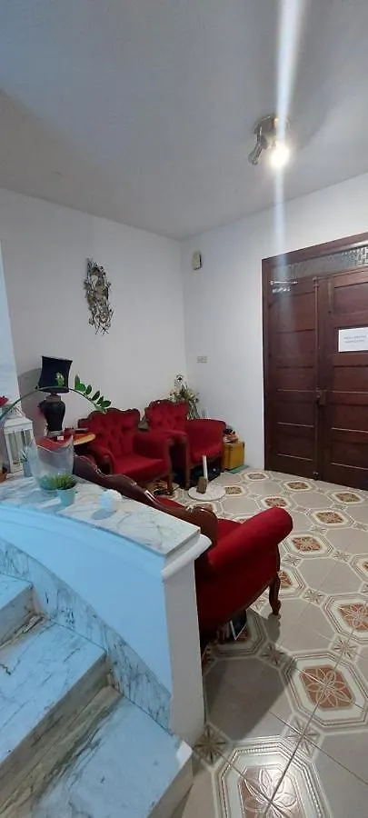 Homestay Cosy Bedroom Near University Gzira